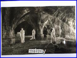 1931 Bela Lugosi UNIVERSAL Studios, Dracula Brides, Original Movie still Photo