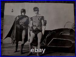 1966 Batman And Robin Abc Tv British Photo Batmobile DC Comics American Movie