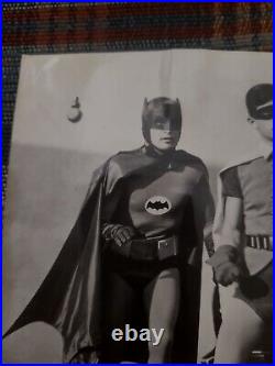 1966 Batman And Robin Abc Tv British Photo Batmobile DC Comics American Movie