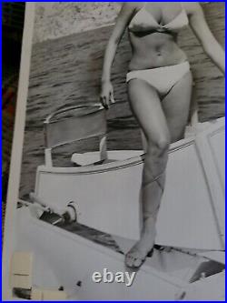 1967 Raquel Welch Bikini Photo Fathom Movie Hollywood Actress Sex Symbol Model