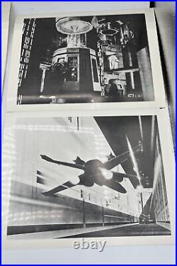 1977 Set of 15 Star Wars 8.5 x 11 Movie Still Images In Color & Black & White