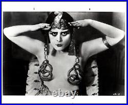 AWESOME THEDA BARA STUNNING PORTRAIT JAZZ AGE 1950s CLEOPATRA ORIG PHOTO 597