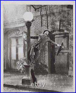 Gene Kelly in Singin' in the Rain (1952)? Original Vintage Movie Photo K 312