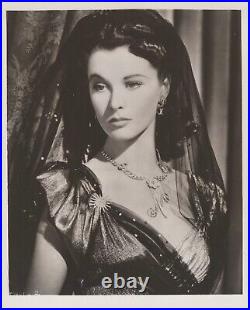 HOLLYWOOD BEAUTY VIVIEN LEIGH STYLISH POSE STUNNING PORTRAIT 1950s Photo 30