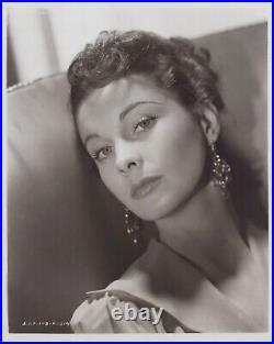 HOLLYWOOD BEAUTY Vivien Leigh STYLISH POSE STUNNING PORTRAIT 1950s Photo 424