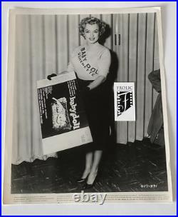 MARILYN MONROE 1956 Original Photo Usherette at theBaby Doll Movie Premiere