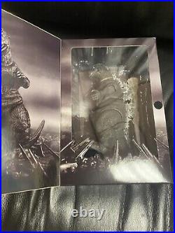 NECA 1954 Black & White Movie Poster Art Box Ultimate Godzilla 12 New Sealed